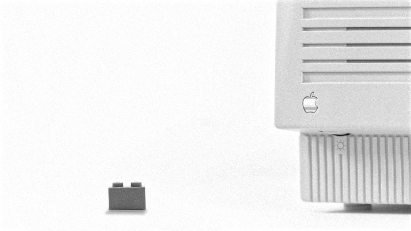 Small pieces. Clear structure. Everything else builds on top.